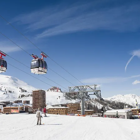 Apartment Grand Au Pied Des Pistes Avec Balcon, Pour 6 Personnes - Fr-1-455-40 *